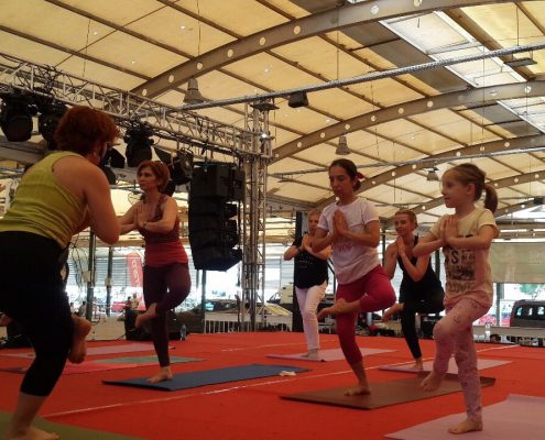 izmir karuna yoga Gençlik Spor ve Sağlıklı Yaşam Festivali 11 495x400 - Gençlik Spor ve Sağlıklı Yaşam Festivali