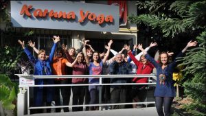 bostanli yoga 300x169 - Ana Sayfa
